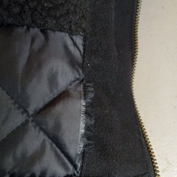 Legendary Whitetails Black and Gray 4X Jacket - Picture 12 of 12